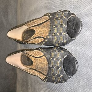 Jessica Simpson Black Peep-Toe Women's Shoes